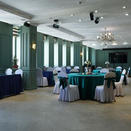 Ub Grand Hotel Ulan Bator Exterior foto