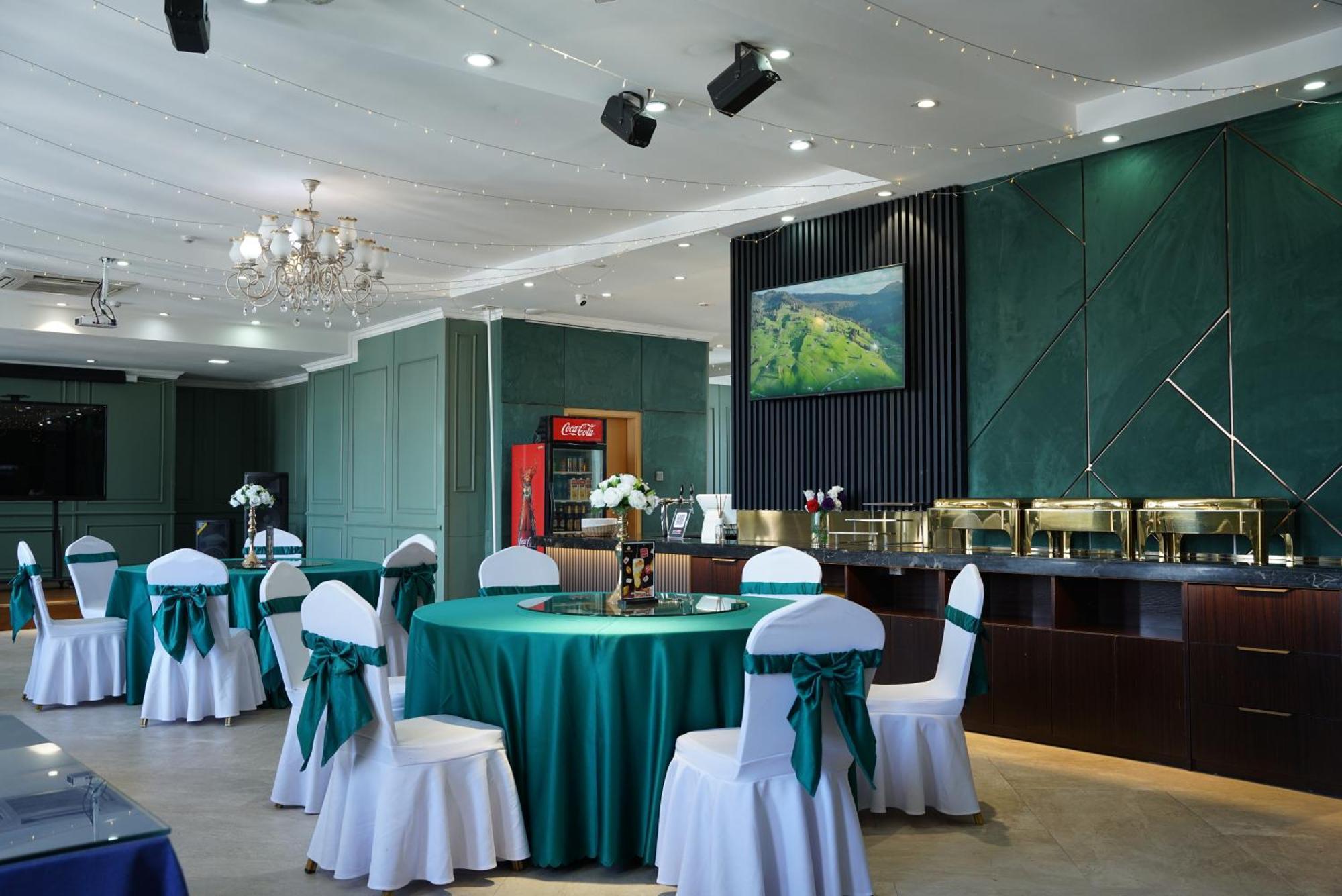 Ub Grand Hotel Ulan Bator Exterior foto